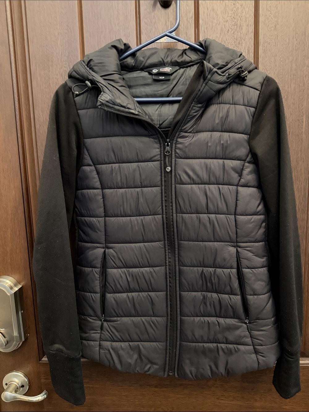 Mondetta Black Quilted Hooded Jacket
